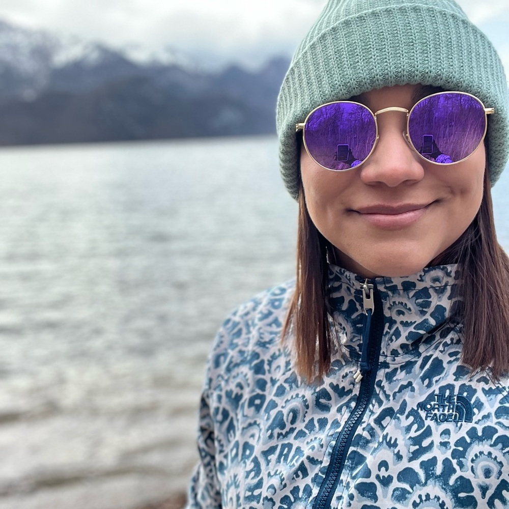 Meet your Posher, Jennifer